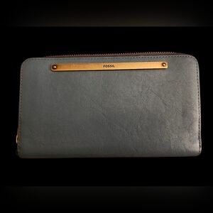 FOSSIL Blue Leather Wallet NWOT